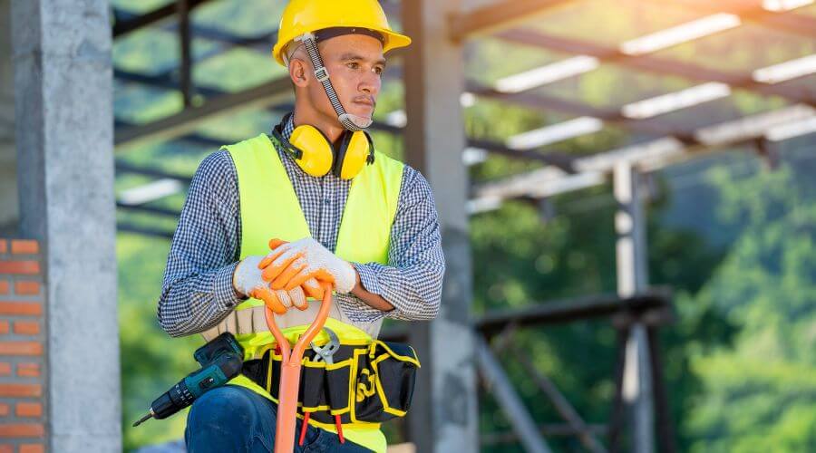 Professional gutter cleaning in Delia, KS
